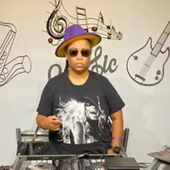 DJ FREAKFIYAH
