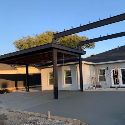 LUXE CONSTRUCTION