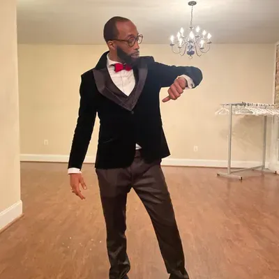 Ken the Wedding Official