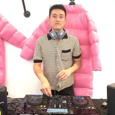 DJ ZHANG