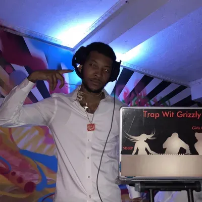 DJ Grizzly
