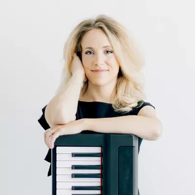 Lindsay Knight Piano