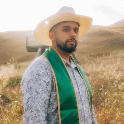 Aaron Navarro Photo
