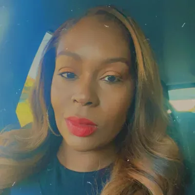 Felicia Renee_Beauty
