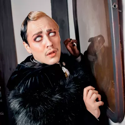 Restalynn Pieces Makeup
