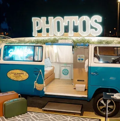 Vintage Wanderer PhotoBus, Booths & Florals