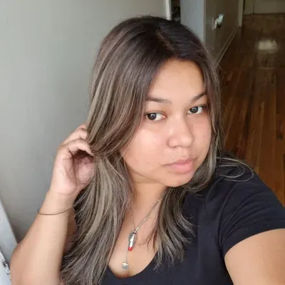 “Sparkles” cleaning service, (Paola)