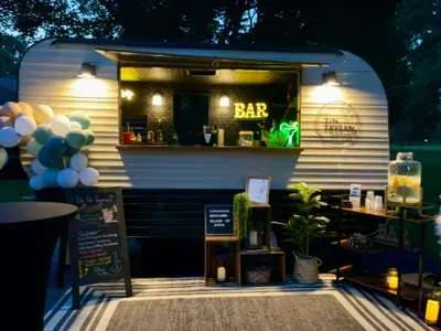 The Tin Tavern MI - Mobile Bar Service