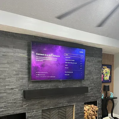Mount TV’s Plus