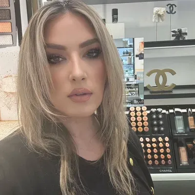Le Rouge Makeup