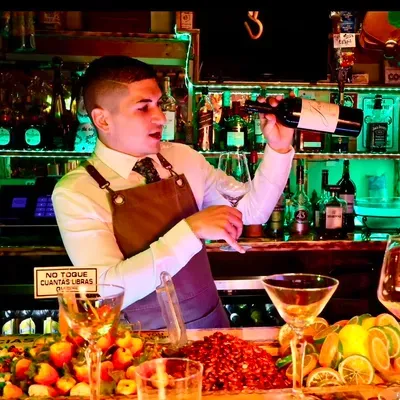 Rafa el rey de los cocteles