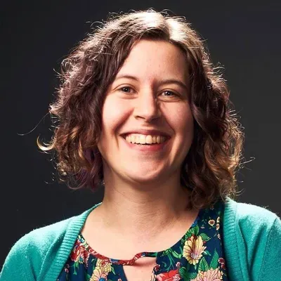 Rebecca Hass, Pianist + Creative Coach