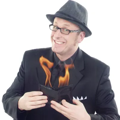 Magician Eric Kurit