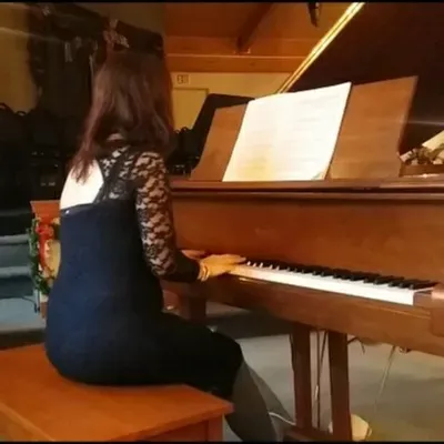 The Whole Note