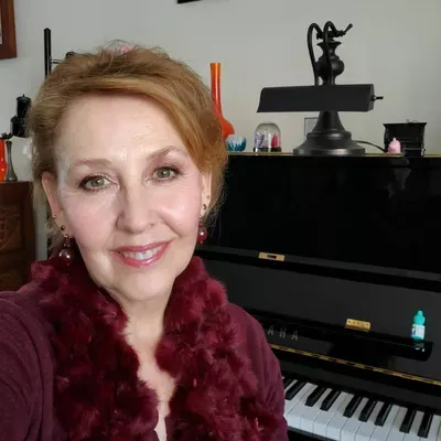 GRAHAM MUSIC STUDIO-ONLINE Voice, Piano, Composing