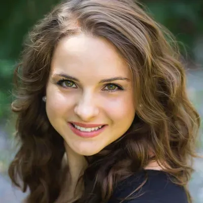 Christine Showalter, Violinist