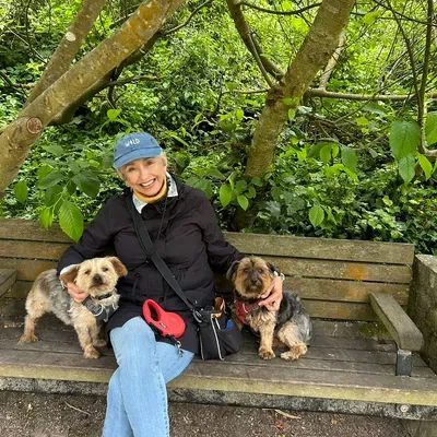 Deborah’s  Personalized Dog Walking and Cat Care