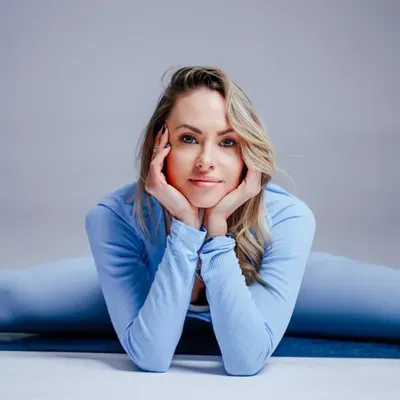 Julia Yoga/Health Nutrition Coach