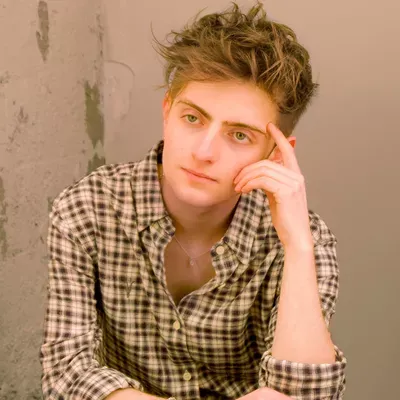 Alec Mueller - Magic & Mentalism