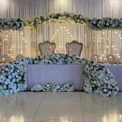 Donya L. Decor
