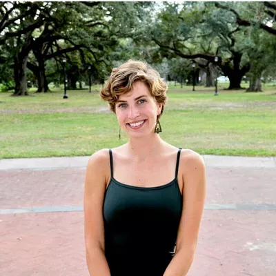 Chrissy DeLaere - Yoga & MIndfulness
