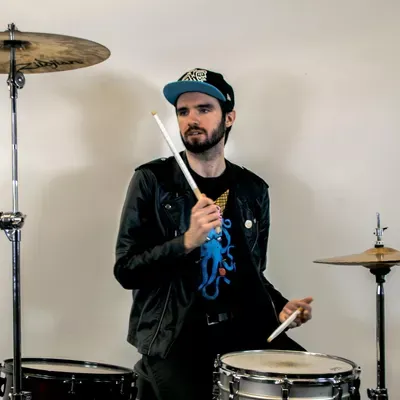 Casey Getzler Online and In-person Drum Lessons