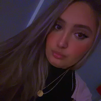 Psychic Reader & Spiritual Advisor Julia