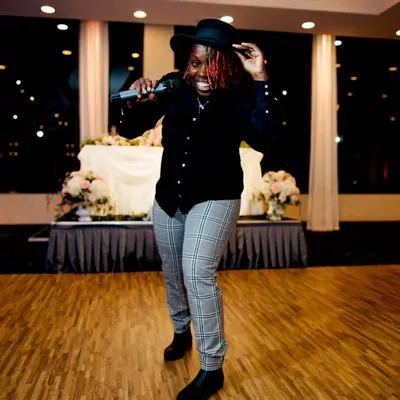 queendoq the Wedding DJ