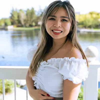 Loriann Filmmaker & Photographer