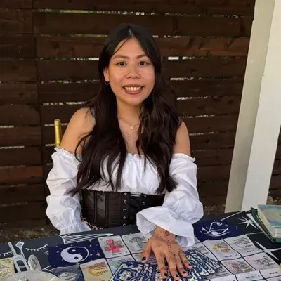 Linh Vu – Event Tarot Reader | Based in DFW