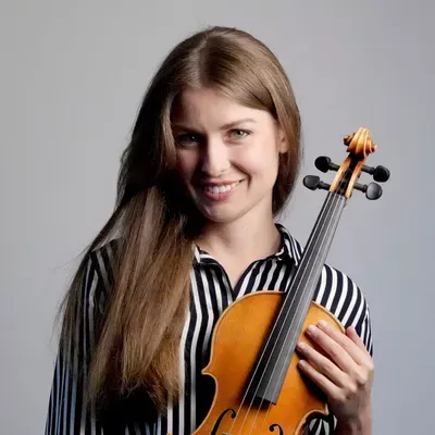 Claudia Marchel - Violin Lessons