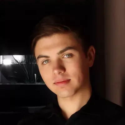 Gavin Laur