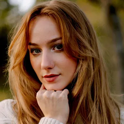 Julia Collins