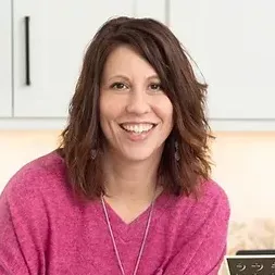 Larissa Miller - Holistic Health Coach