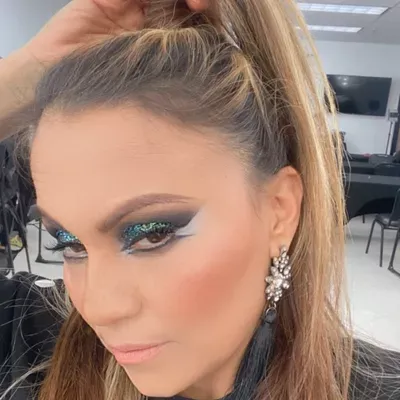 Selfesteemmakeup_