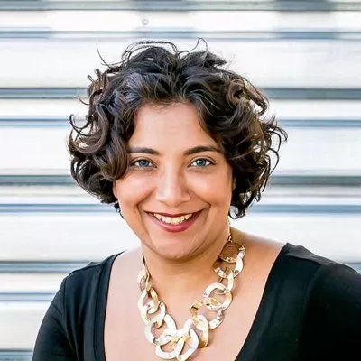 Urvi B | Career Coach | Resume Writer | Officiant