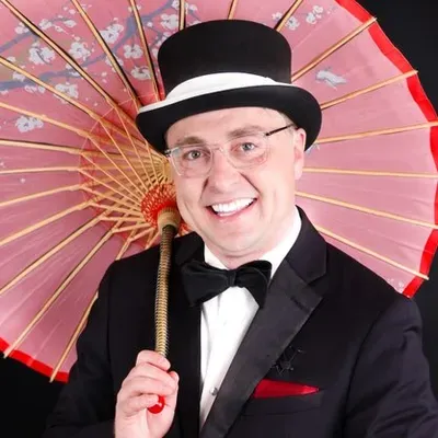 The Gentleman Magician of San Francisco