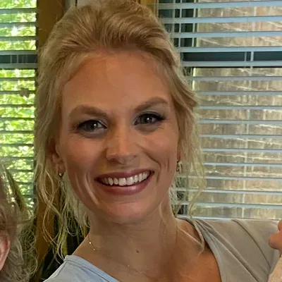 Emily Iris