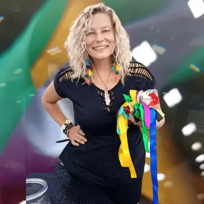 Tina Queen of Ribbons