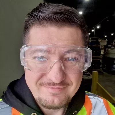 IQHOUSE LLC
