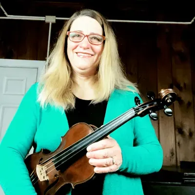 Jenny B Peters - Piano, Violin, Viola, Ukulele
