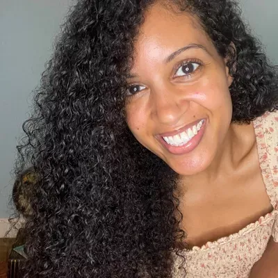 Yesenia Elizabeth