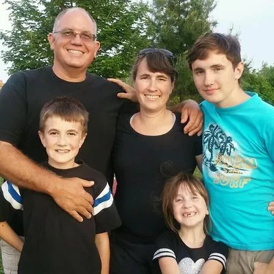 T L Lawncare, Pressure washing, and Landscaping Business Insured