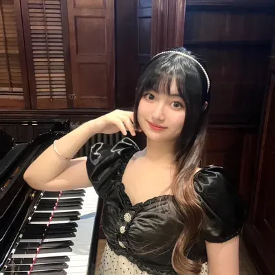 Tianying Xiong's piano studio