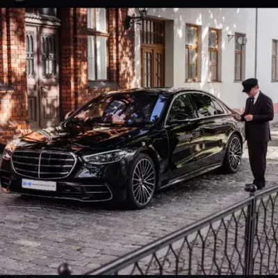 Esson Elite Transportation