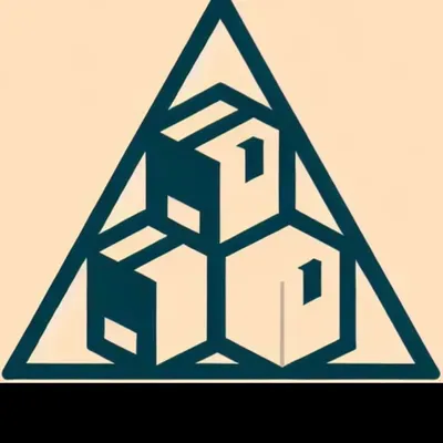 Royal Pyramid Packing