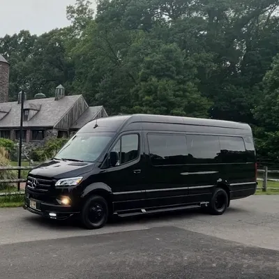 Luxury Rides Club Inc.