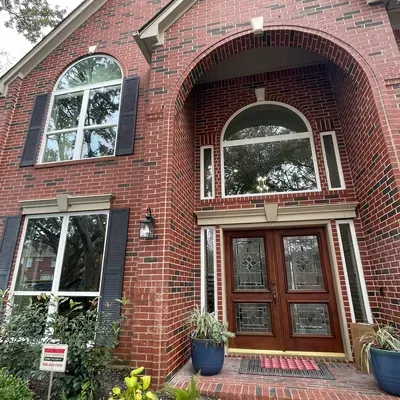 Villegas Glass & Windows