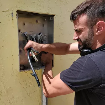 Done right handy man