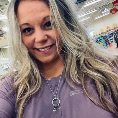 Courtney jakubec